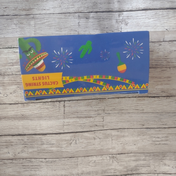 NEW 🌵 Cactus String Party Lights - Picture 2 of 6